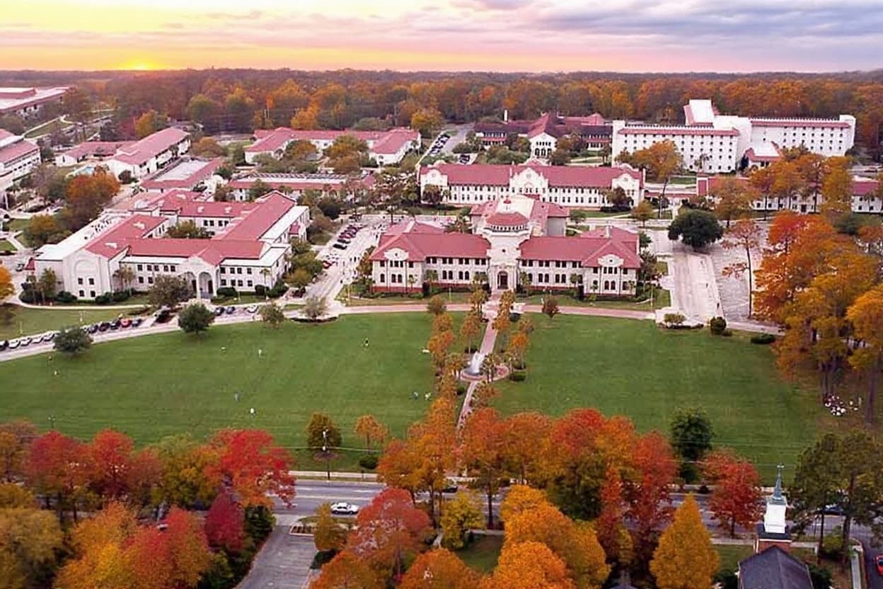 Valdosta State University campus banner