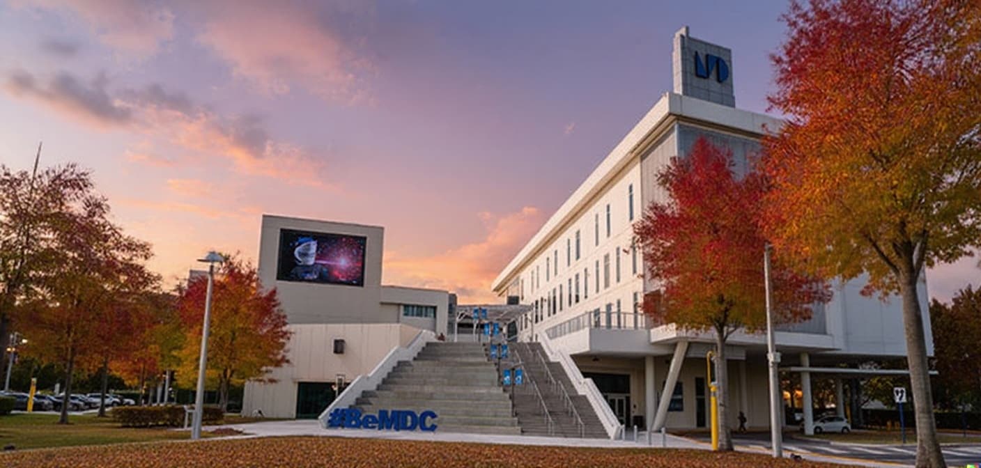 Miami Dade College campus banner