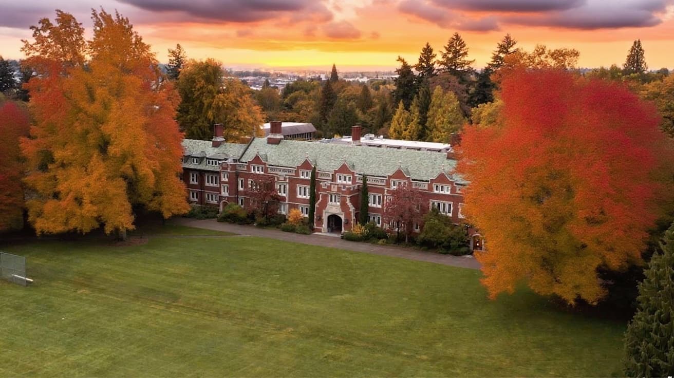Reed College campus banner