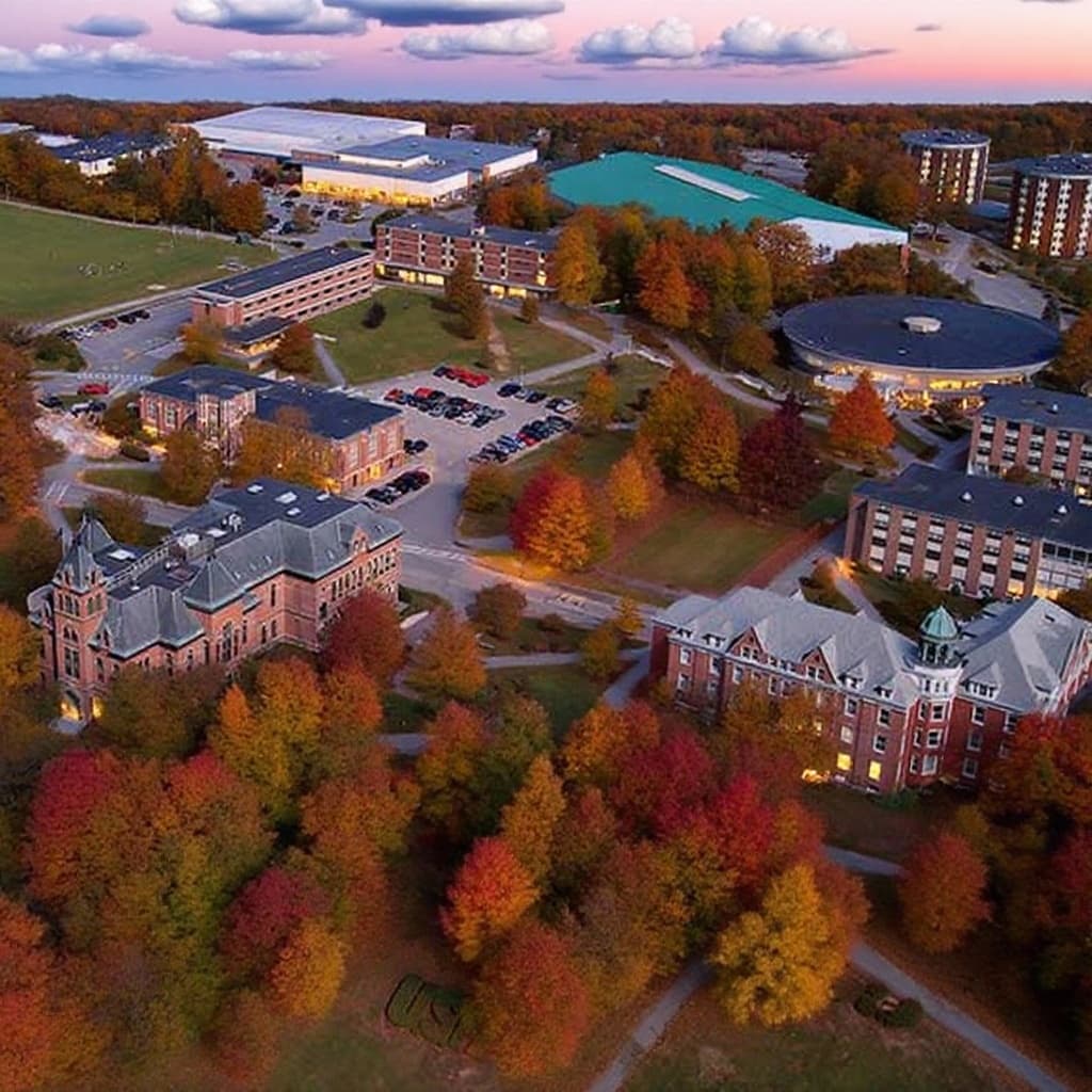 University of Southern Maine campus banner